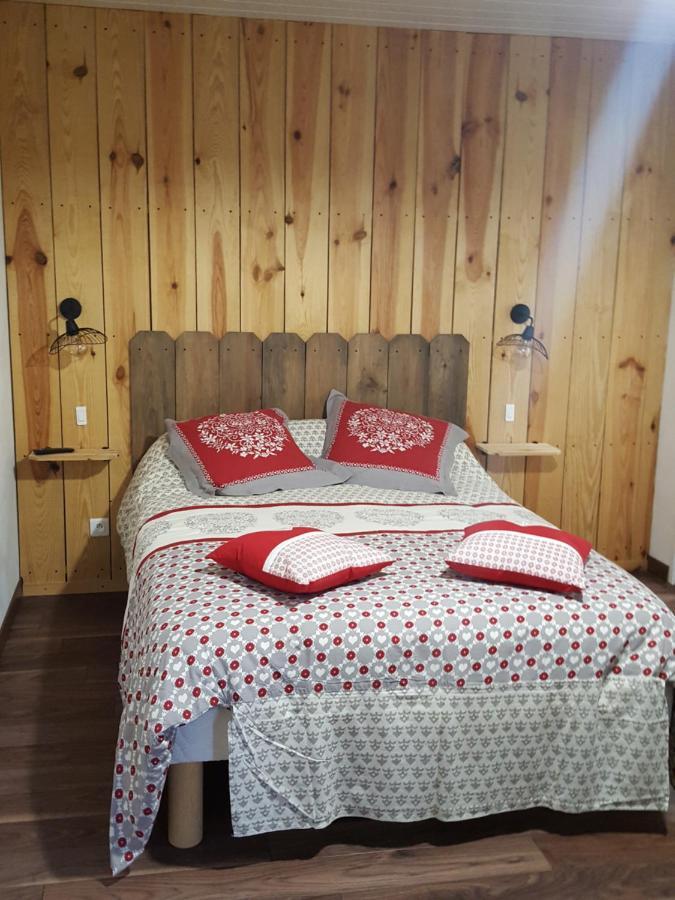 Bed and Breakfast Chez Alexandra Louchats Zewnętrze zdjęcie